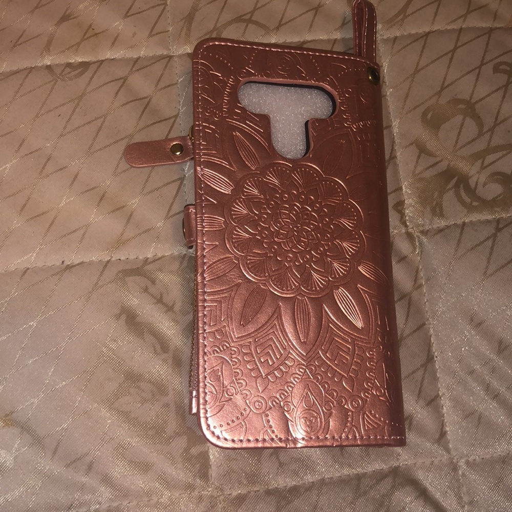 Phone case - Picture 4 of 4